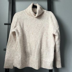Cozy Turtleneck Sweater (S)